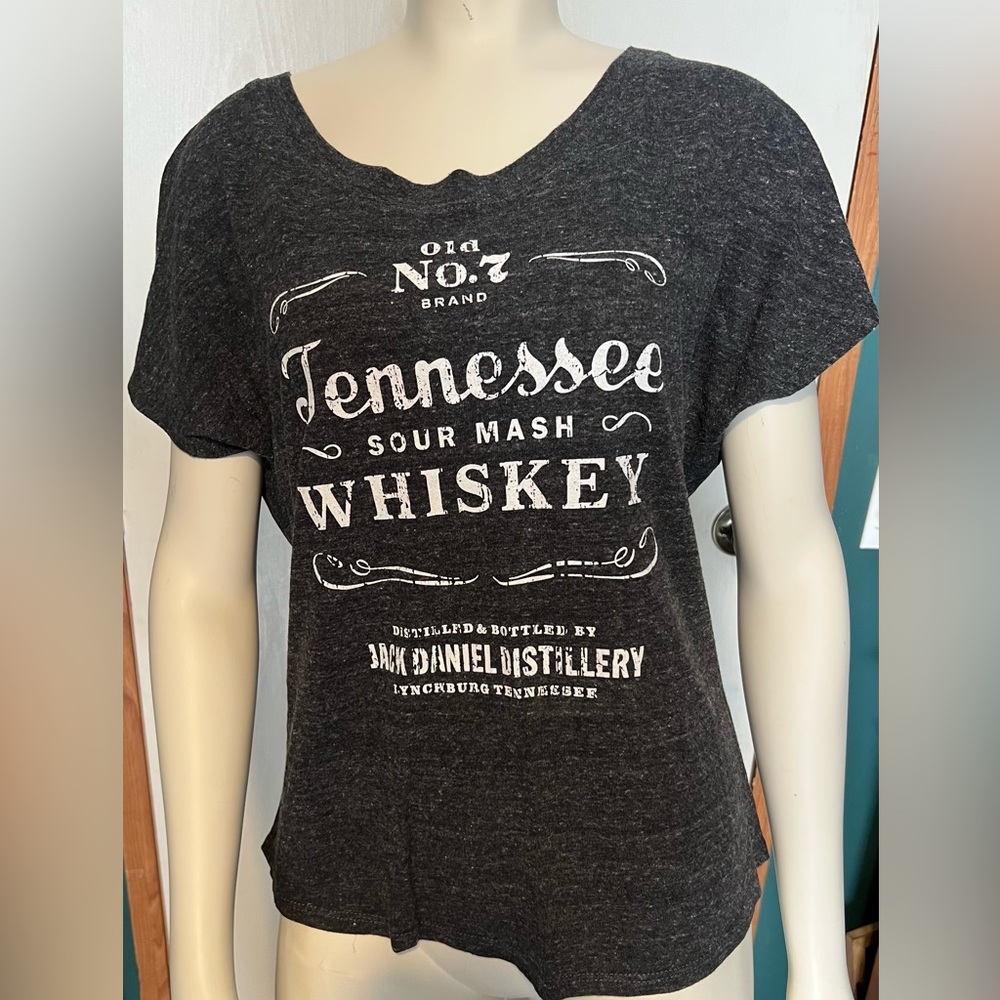TN whiskey Top. Size M.